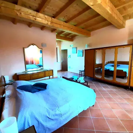 Agriturismo Il Sole 农家乐 Rivarolo del Re ed Uniti